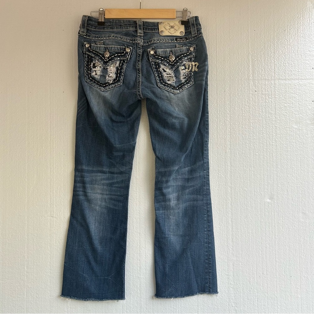 Miss Me Signature Mid Rise Easy Boot Embellished Women's Jeans‎ Size 27